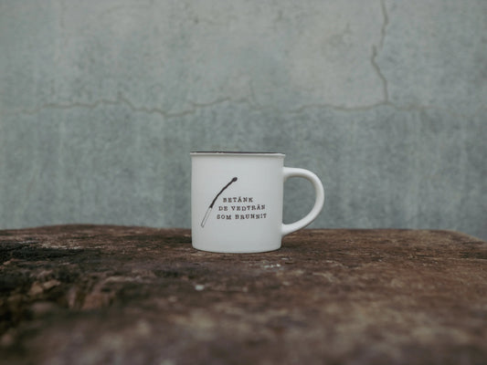 Porcelain mug "Betänk"